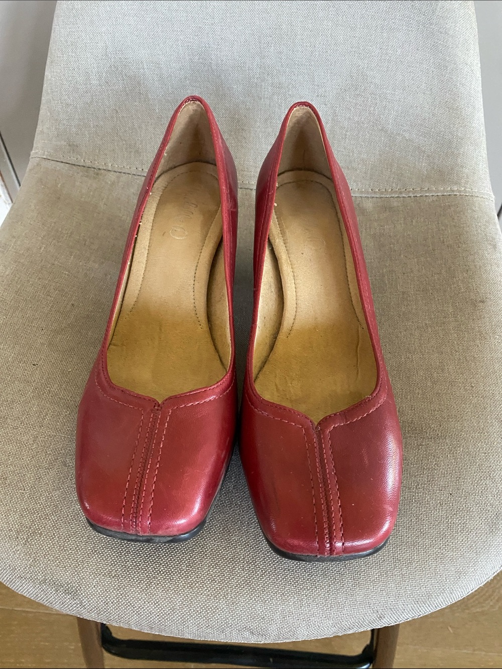 Michelle D Red Leather Square-Toe Low Heel Flats